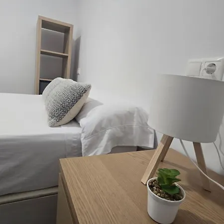 Juanka Residencial Тео
